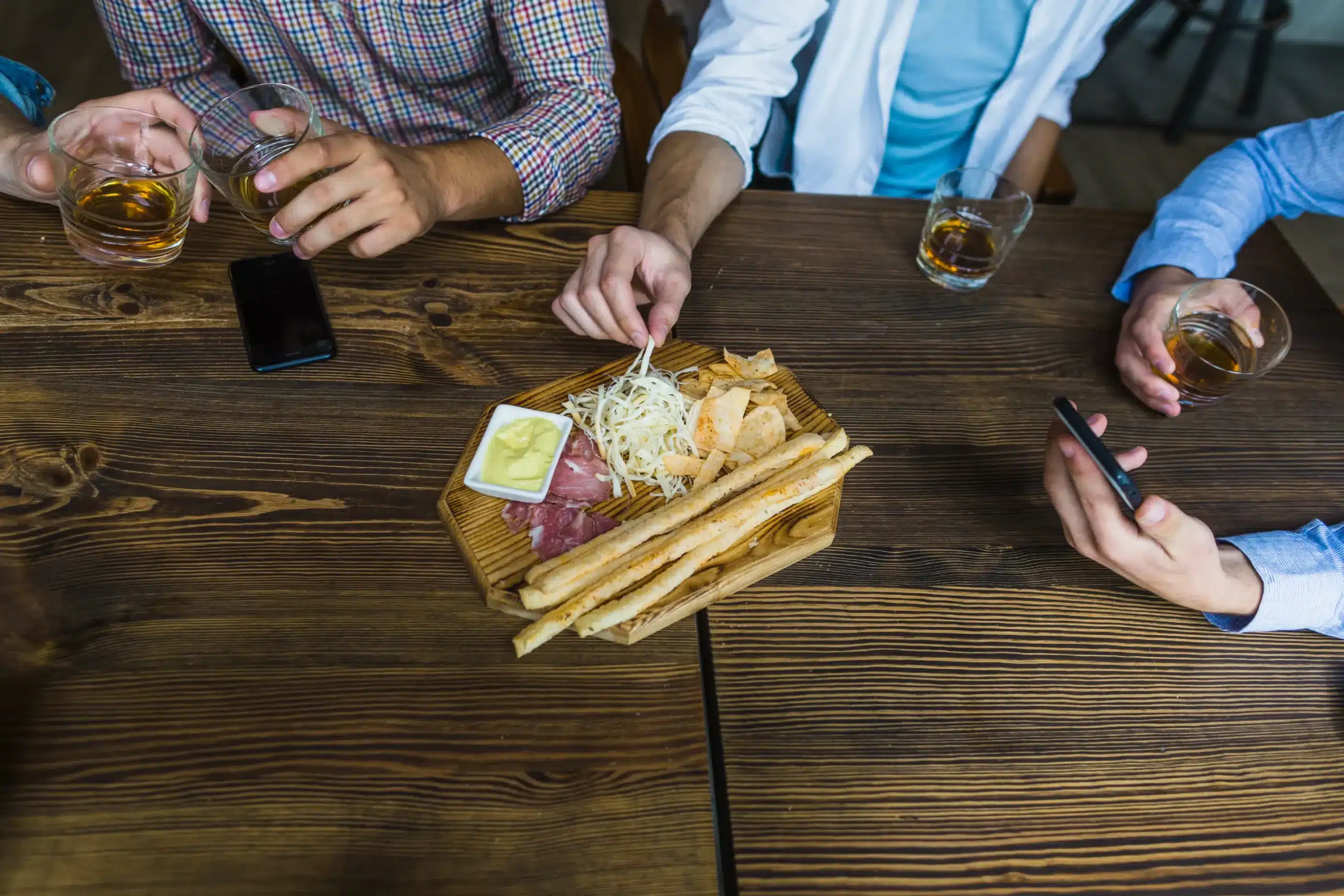 Gastronomía de Andalucía: Estrellas Michelin baratas 9 Las-mejores-zonas-de-tapeo-desde-Sevilla-hasta-Almería