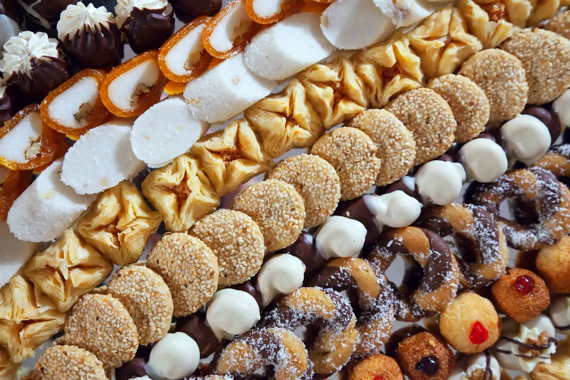 Gastronomía de Andalucía: Estrellas Michelin baratas 10 Repostería-de-convento-y-dulces-con-alma-árabe