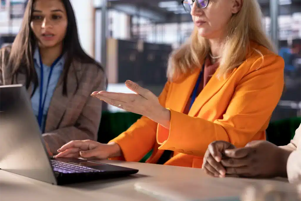 Guía de Protocolo Empresarial y Secretariado Internacional de Élite 5 asistencia administrativa y secretariado de élite