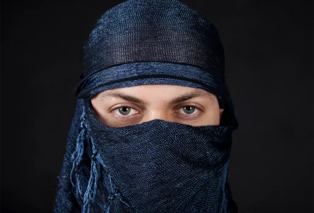 Derechos de las mujeres en Siria: En decadencia tras décadas de conflicto 5 mujer burka