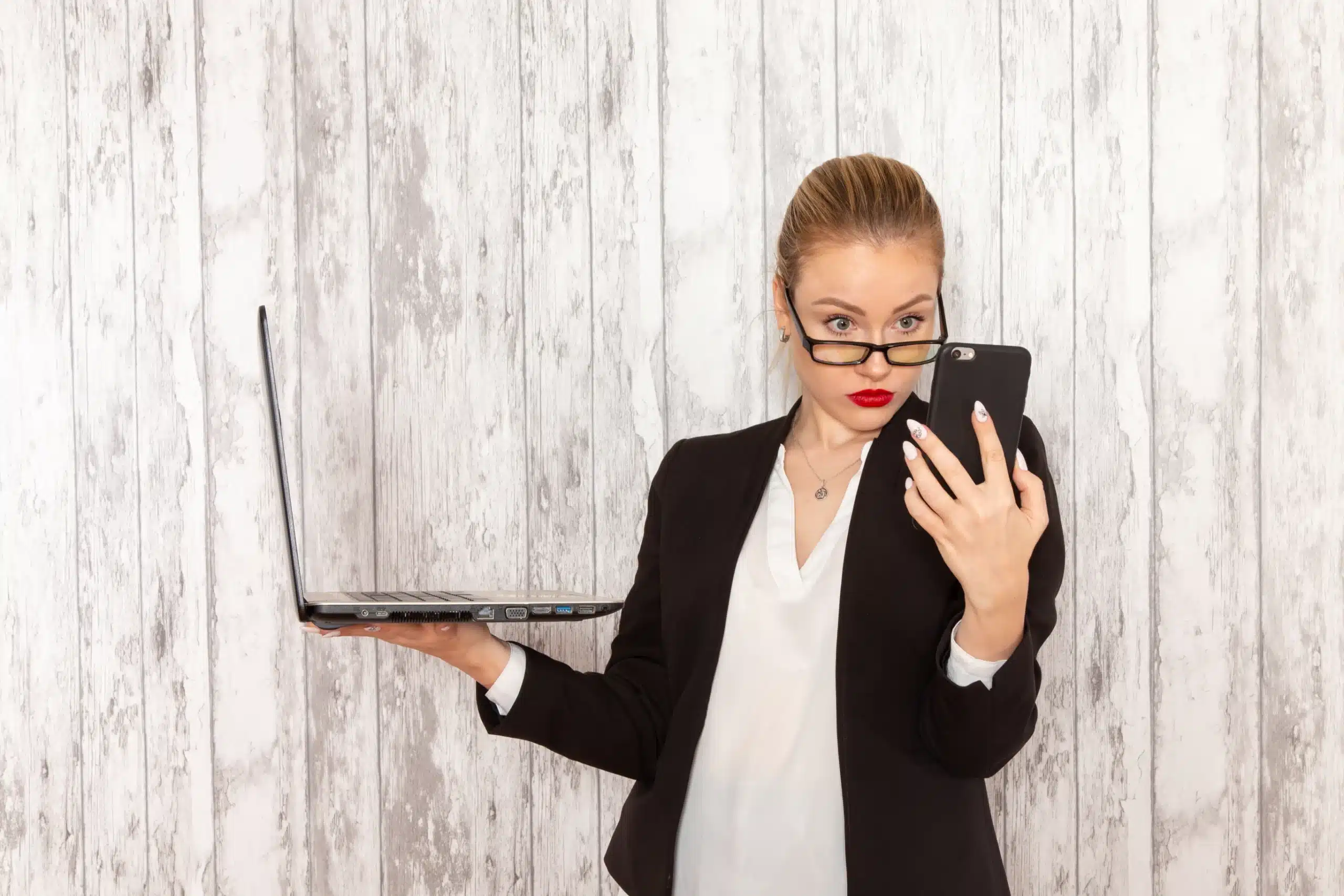 Guía de la secretaria de direccion: funciones, sueldo y cómo escalar puestos. 3 secretaria direccion