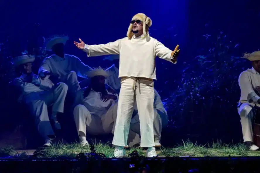 7 Mejores cantantes de habla hispanohablantes actualmente 3 bad bunny