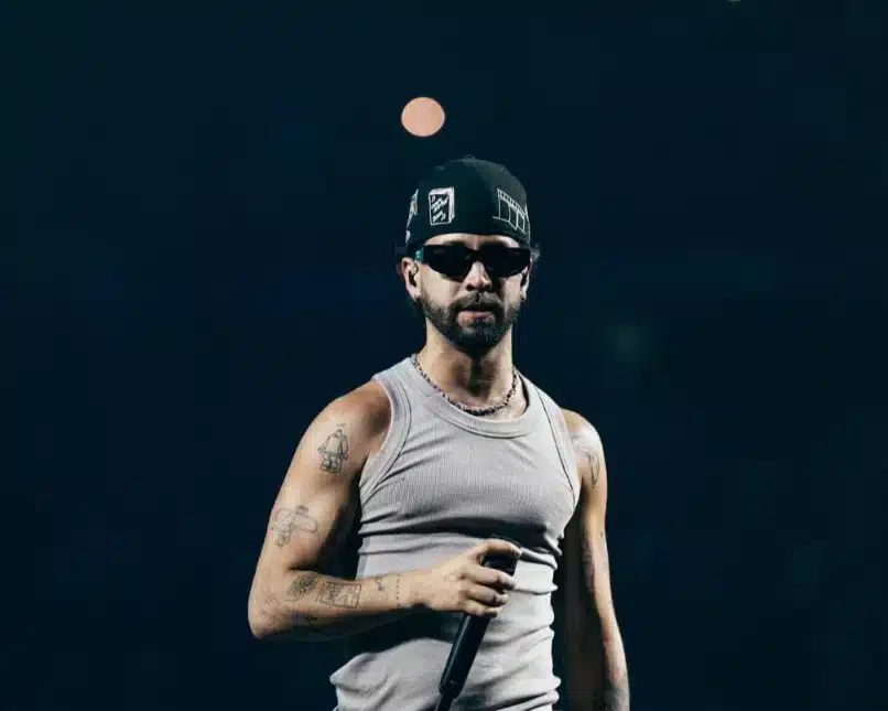7 Mejores cantantes de habla hispanohablantes actualmente 6 Mora
