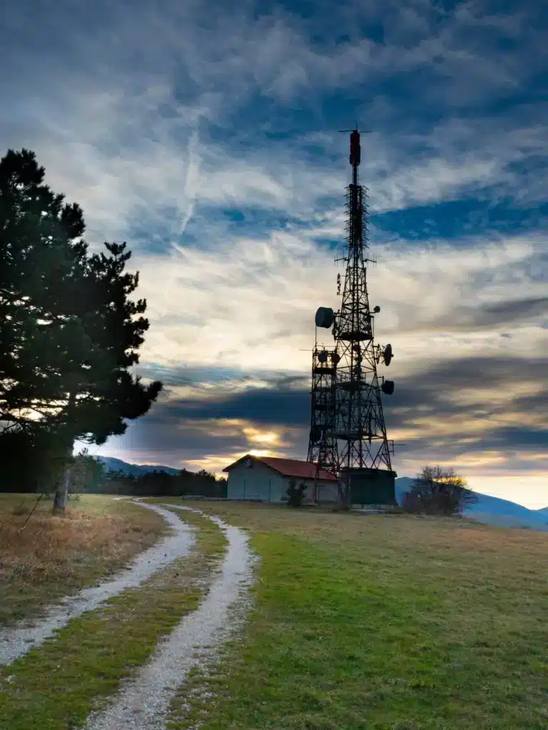 Instalaciones de telecomunicaciones en 2026: tipos, tecnología y futuro 4 Instalaciones de telecomunicaciones